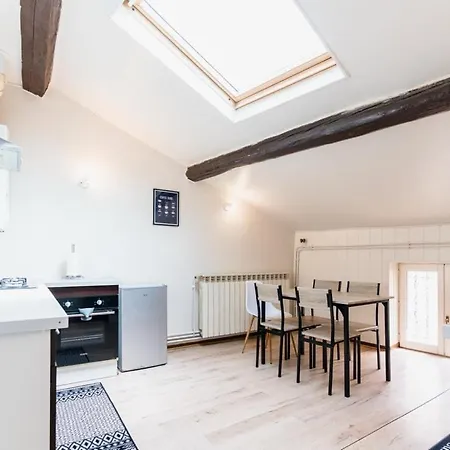 Apartament T4 Tres Spacieux Tres Lumineux Et Moderne De 93m2 A Ancy-dornot *